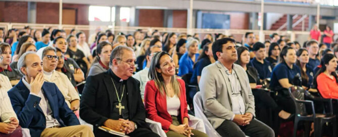 WANDA: Más de 700 docentes participaron de una jornada de capacitación con el secretario de Educación de la Nación