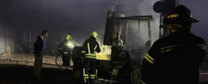 OBERÁ: Bomberos policiales controlaron incendios en una fábrica textil y en un aserradero